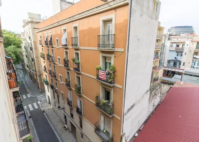 Barnapartments Raval